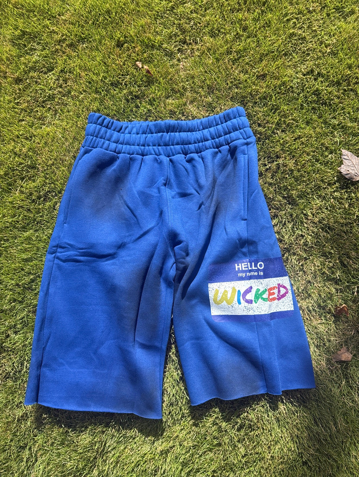 Blue Hello sweatshorts